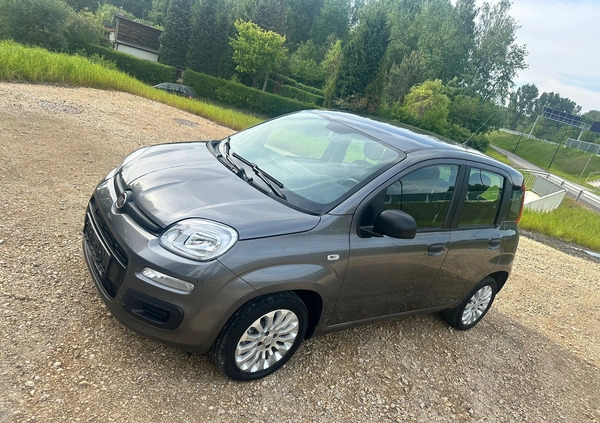 Fiat Panda cena 33900 przebieg: 100000, rok produkcji 2018 z Rychwał małe 137
